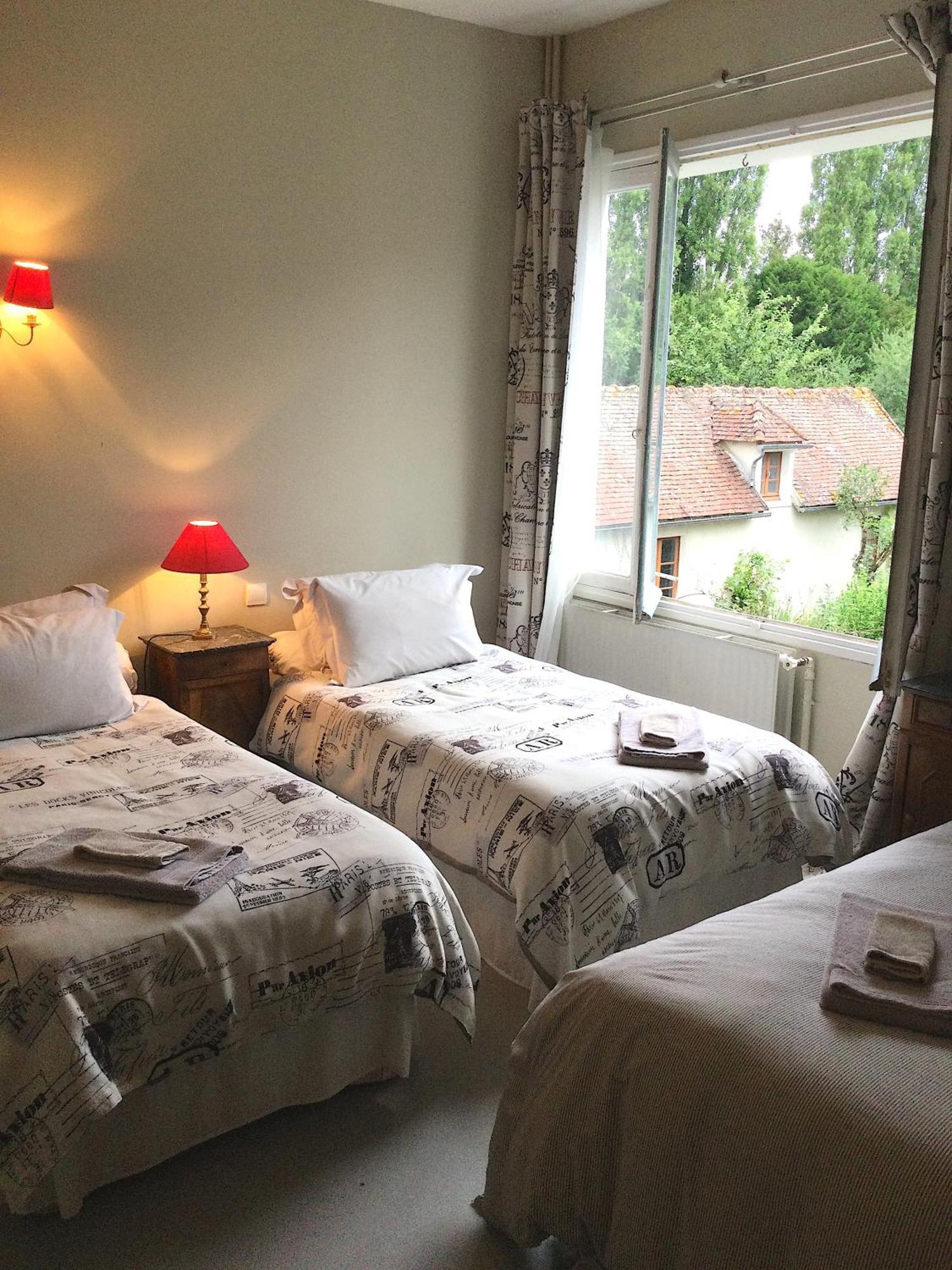 Le Logis Alexandra Bnb La Trimouille Ngoại thất bức ảnh