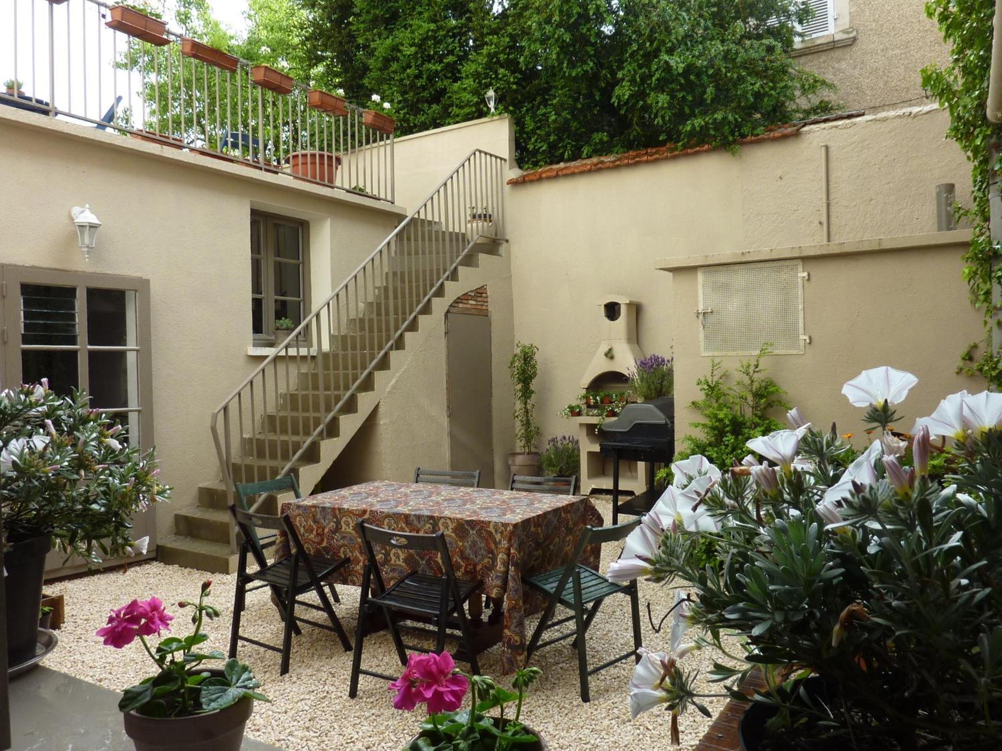Le Logis Alexandra Bnb La Trimouille Ngoại thất bức ảnh